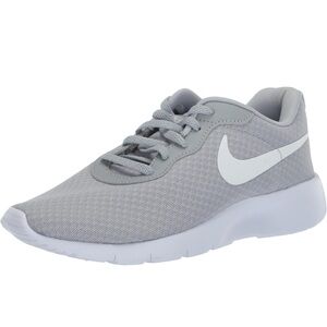 NIKE Tanjun Women’s Size 7
